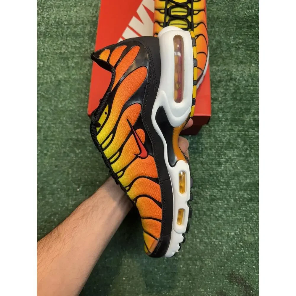 Nike Air Max Plus Sunset Size 11 - Picture 3 of 9